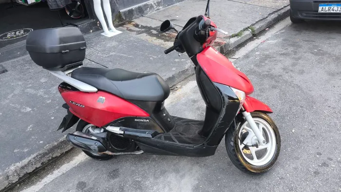 Honda Lead perfeita para o dia a dia