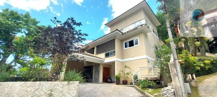 Ocean vende: Piratininga, condomínio Ubá, casa clean, 3 Dormitórios, 3 Suítes, piscina, ar