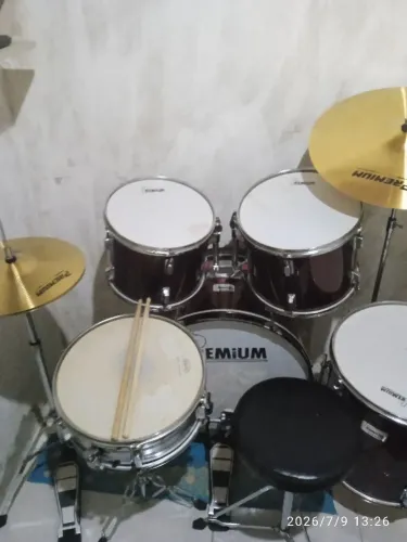 Bateria Premium completa.