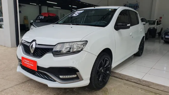 Renault Sandero RS Racing Spirit Flex 2.0 16V 5P 2016