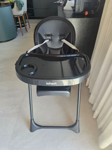 Cadeira de Alimentação Infanti Pepper Black Lush - Preta - Excelente Estado