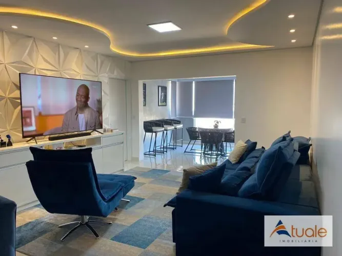 Apartamento com 3 dormitórios à venda, 124 m² por R$ 1.180.000,00 - Torre Saint Michael Re
