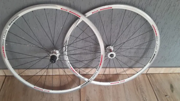 Rodas de speed DT SWISS R1900