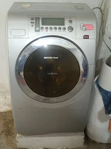 Máquina lave e seca Brastemp 