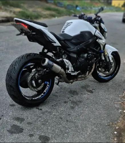 GSR 750 ABS IMPECÁVEL