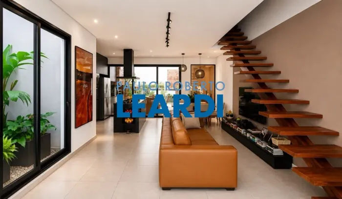 CASA ASSOBRADADA - LAPA - SP