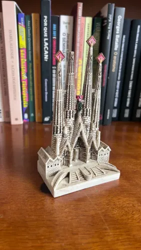 Miniatura Sagrada Família Barcelona - Enfeite Decorativo