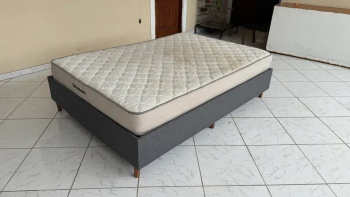 Cama Box Seminova