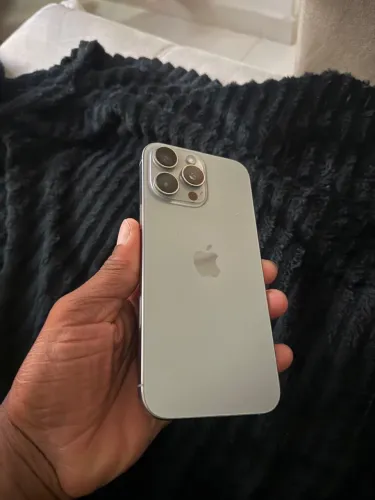 iPhone 16 pro Max tela trocada , sem Face ID