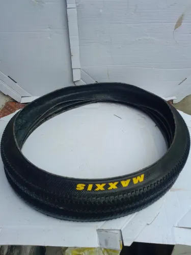 PAR DE PNEUS 27,5 maxxis kevlar 
