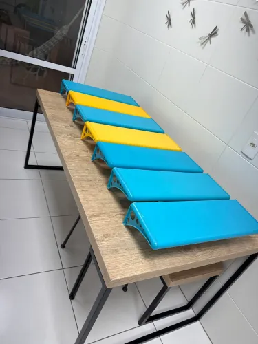 Prateleiras PVC ?Astra? 60x20 x7 c/suporte 