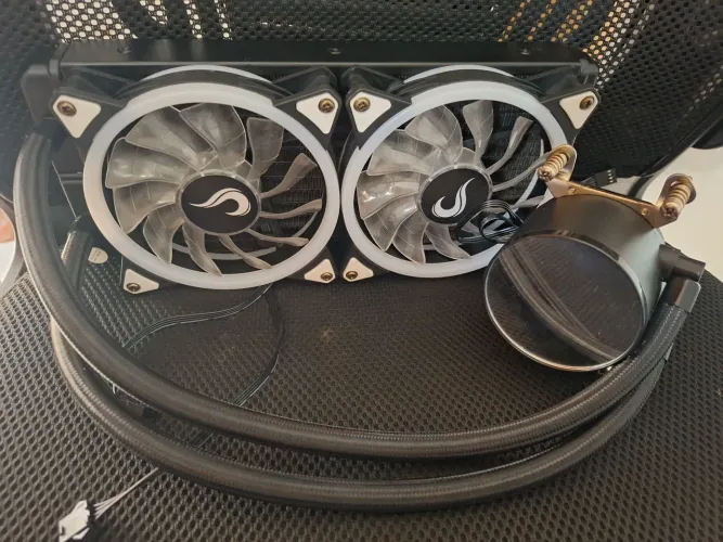 Water coole 240mm da RISE MODE