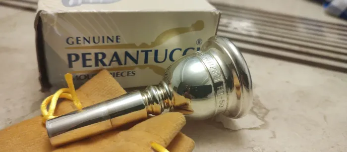 Bocal Perantucci PT 50 para Tuba - Utilizado por 1 mês apenas ! !