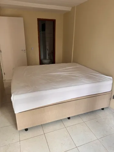 Cama Box Baú Queen com Colchão - Nova, Nunca Usada