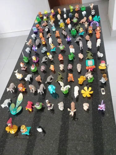 Bonequinhos Kinder ovo