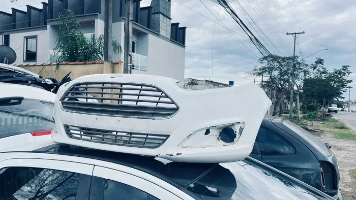 Pára-choque New Fiesta 