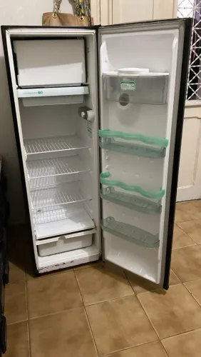 geladeira Consul 280 litros funcionando perfeitamente