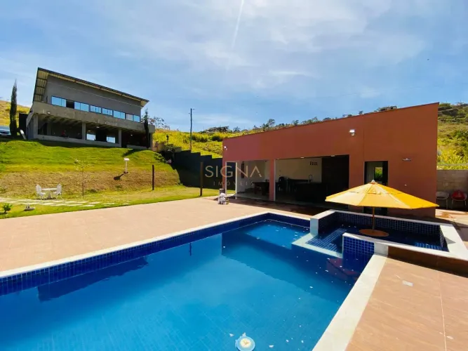 Casa 3 quartos para venda no Condomínio Lagoa Bonita em Matias Barbosa, MG.