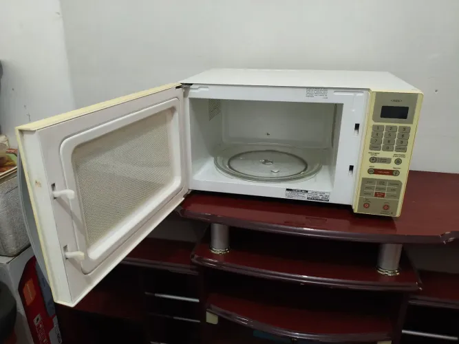 Microondas Brastemp usado, para arrumar ou utilizar peças 
