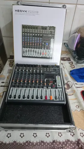 Behringer Xenyx X1222USB Completa + Caixa + Manual + Case | Estado de Nova