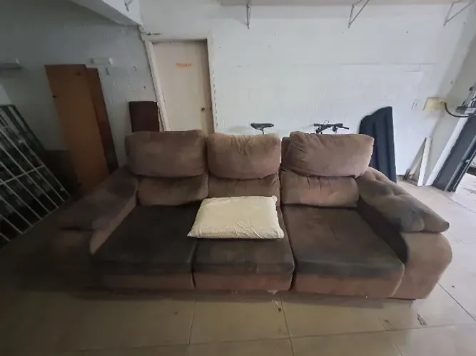 GRATUITO!! Sofa 3 lugares