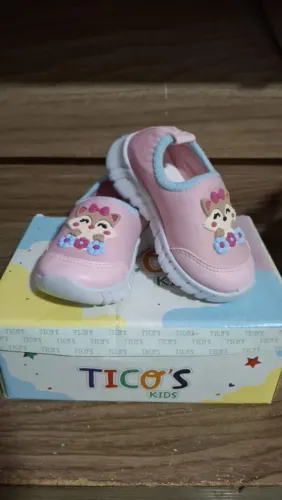 Sapatinhos de menina n: 20/21/22 novas