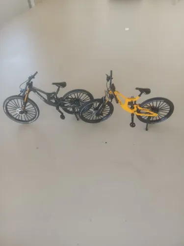Bicicleta para colecionador de miniaturas