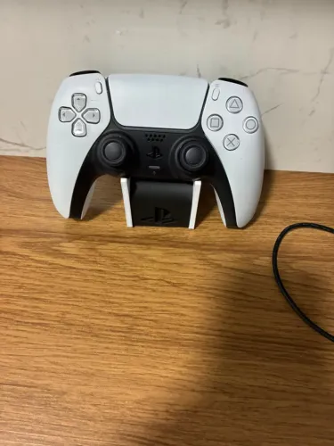Play 5 