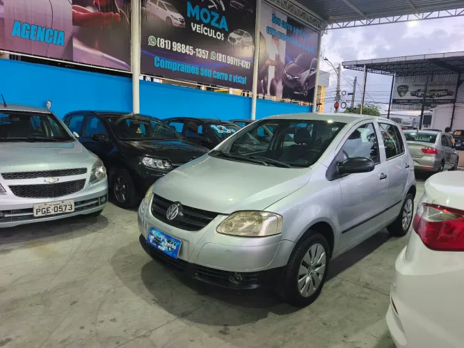 Volkswagen Fox Plus 1.0mi/ 1.0mi Total Flex 8V 4P 2010