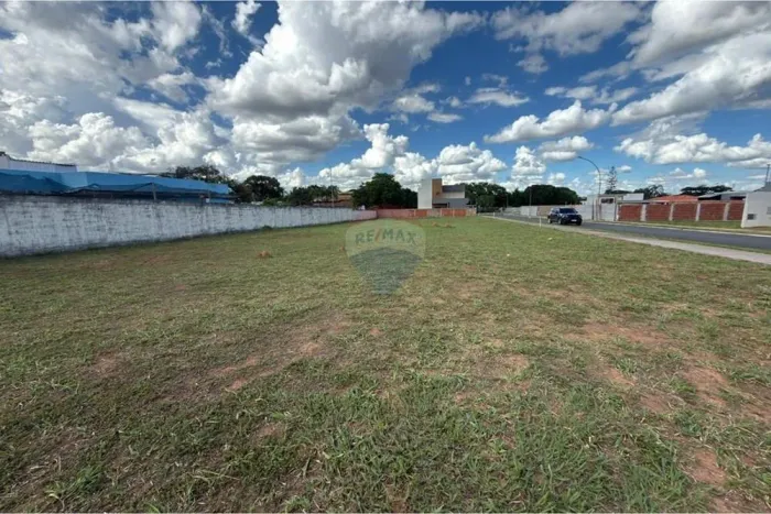 Lote no Jardim Botânico condomínio Boulevard aceita financiamento
