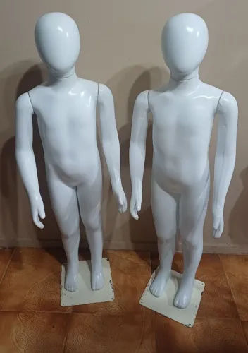 Manequins infantis