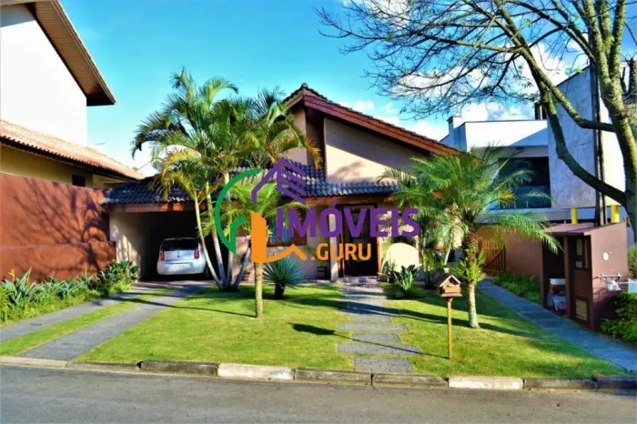 CASA EM CONDOMÍNIO - CONDOMÍNIO ARUJÁ 5 - SP