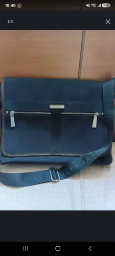 Bolsa carteiro Tommy Hilfiger 