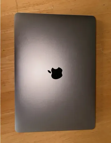 Macbook Pro 2017 A1706 *BATERIA NOVA* 8GB 500GB SSD