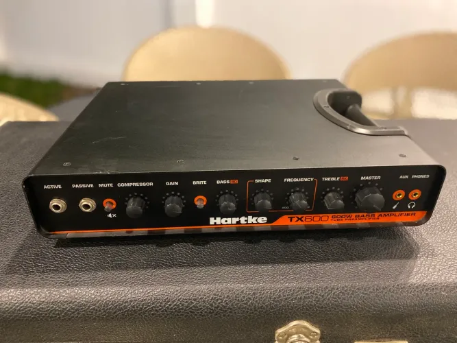 Amplificador Valvulado Hartke TX600