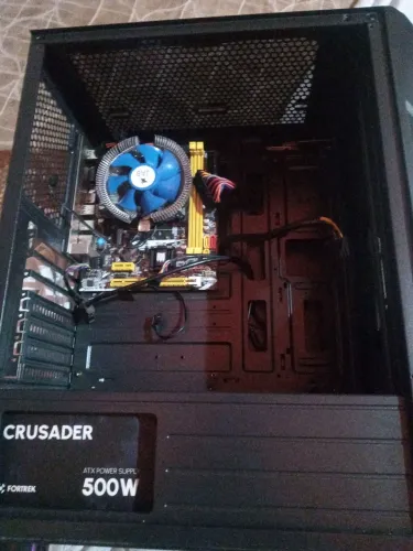 Pc gamer com fonte queimada, sem memórias ram, sem ssd sem placa de vídeo