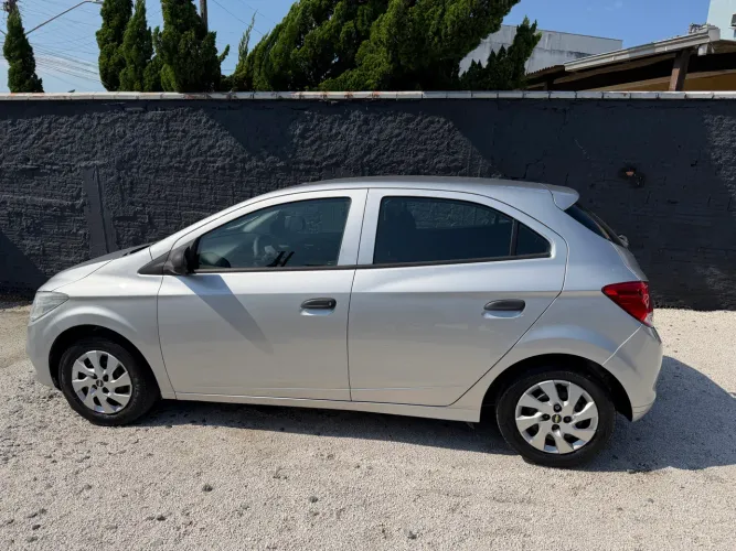 Chevrolet Onix JOY Hatch 1.0 8V Flex Mec. 4P 2018