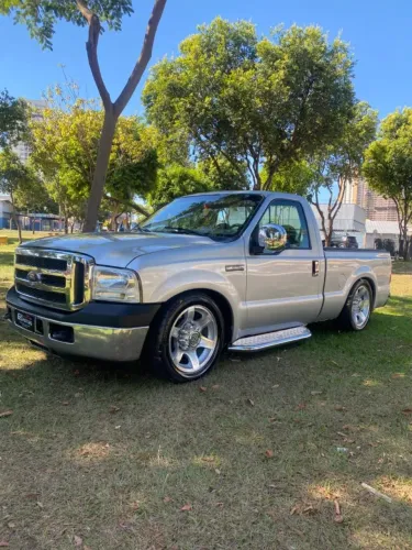 Ford F-250 XLT 3.9 4X2 Diesel TB 2008