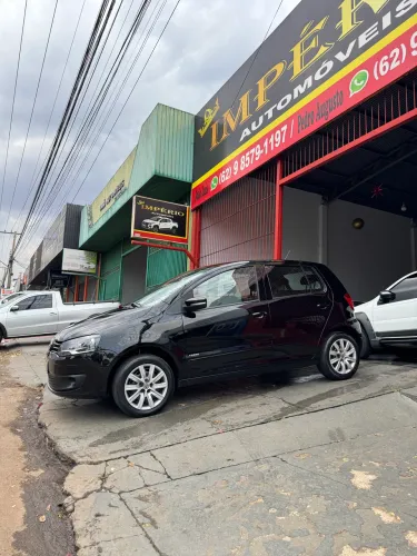 Volkswagen Fox 1.6 MI Total Flex 8V 5P 2013