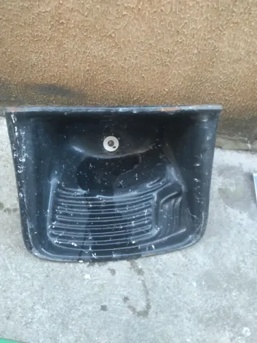 Vende se 1 tamque de uma bacia