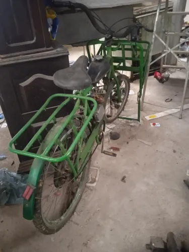 Bicicleta cargueira motorizada gasolina