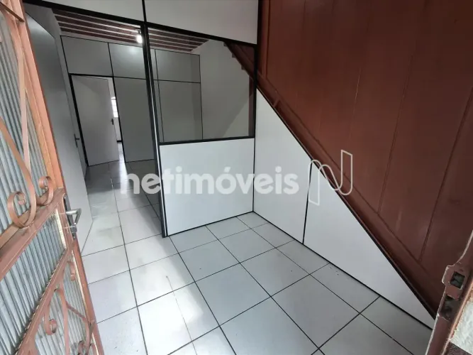 Excelente sala comercial na avenida principal do bairro Lindéia, Belo Horizonte/MG