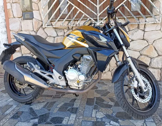 Moto super conservado para pessoas exigente 