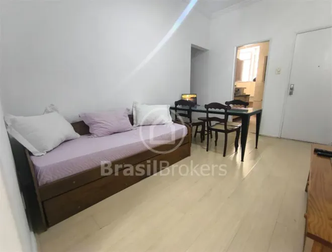 Apartamento 2 Quartos à Venda na Rua Barata Ribeiro - Copacabana