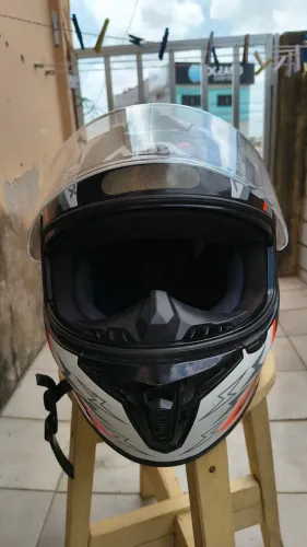 Capacete ASX