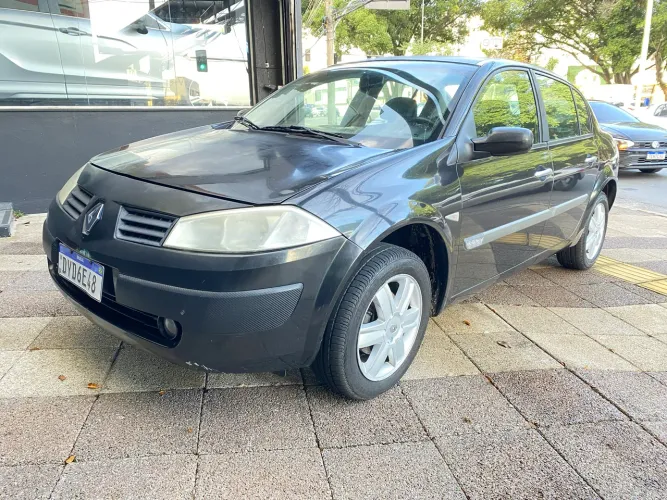 Renault Megane Sedan Dynamique 2.0 16V Aut. 2007