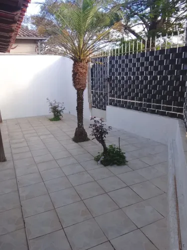 Casa linda com suíte e garagem em Caeté, MG.