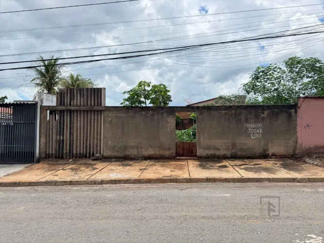 Lote com 390 m² a venda no bairro Jardim Mariliza em Goiânia