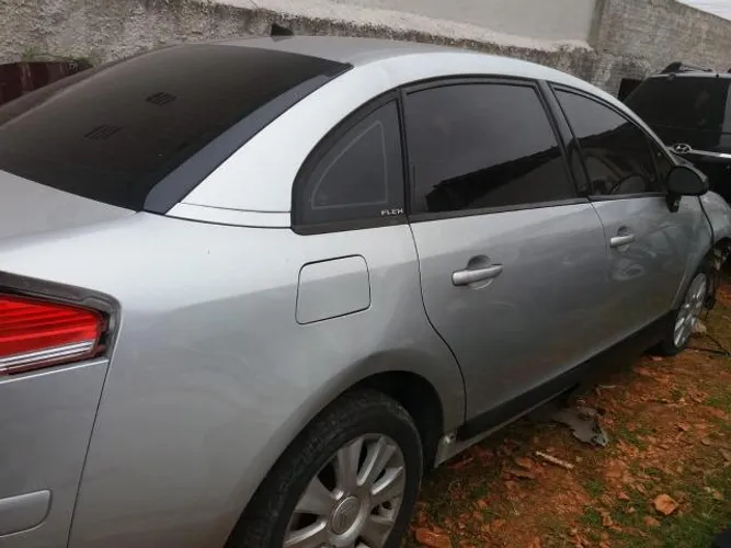 Sucata para retirada de peças Citroen C4 Pallas 2.0