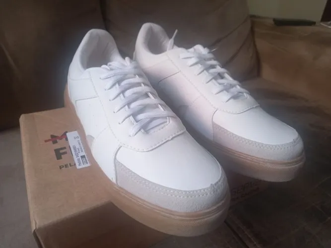 Tenis casual